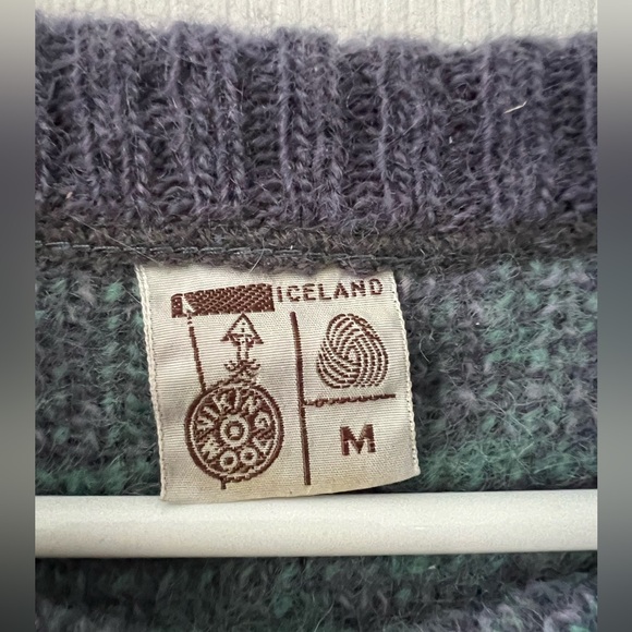 Vintage viking wool sweater - Picture 3 of 3